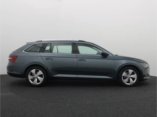 Škoda Superb AUTOMAAT / STOELVERW / XENON / CARPLAY / NAVI / CLIMA / PDC / BLUETOOTH / CRUISE / NL-AUTO - afbeelding nr 14