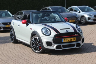 MINI Cooper Cabrio - 207375296-0