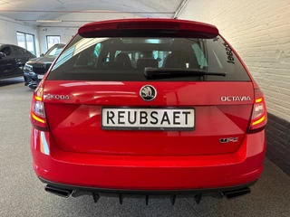 Škoda Octavia Škoda Octavia 2.0 TSI RS 245 Panodak Kuipstoel Clima Navi Cruise Incl 12Mnd Ga - afbeelding nr 8