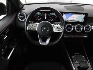 Mercedes-Benz GLB Mercedes-Benz GLB-klasse 200 Business Solution AMG 7-persoons | Panoramadak | Trekhaak | Stoelverwarming | Matrix LED | Memory | Keyless | Camera | Navigatie - afbeelding nr 3