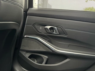 BMW 3 Serie BMW 330e Touring xDrive M-Sport|Driv. Ass. Prof|Pano|H&K|Head up|Zeer compleet|Topstaat! - afbeelding nr 13