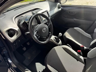 Toyota Aygo Toyota Aygo 1.0 VVT-i X-PLAY AIRCO/CAMERA - afbeelding nr 6