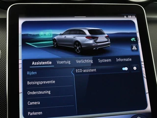 Mercedes-Benz C-Klasse Mercedes-Benz C-klasse 300e AMG Night | Adaptive cruise |  Stoelverwarming | Trekhaak | Carplay | Camera | Sfeerverlichting | Full LED - afbeelding nr 30