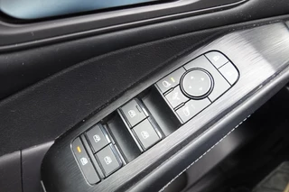 Nissan QASHQAI Nissan QASHQAI 1.3 MHEV N-CONNECTA + Panorama + Cold pack + 360 graden - afbeelding nr 9