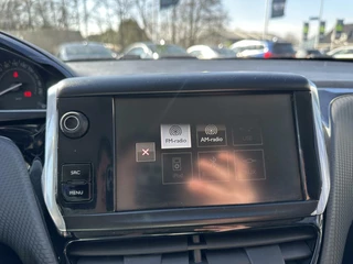 Peugeot 2008 Peugeot 2008 1.2 PureTech Urban Cross | Cruise | Trekhaak - afbeelding nr 14
