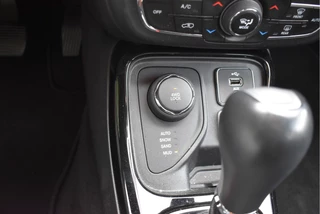 Jeep Compass | Navigatie | Bluetooth | Climate Contr | Cruise Contr | LM-Velgen | Netjes - afbeelding nr 41