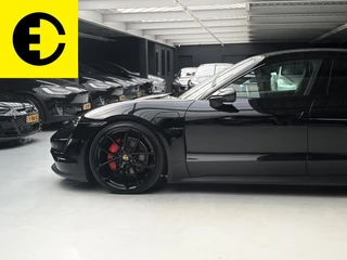 Porsche Taycan Porsche Taycan 4S 79 kWh | Sportchrono | Pano | Dual view | turbo GT velgen - afbeelding nr 17