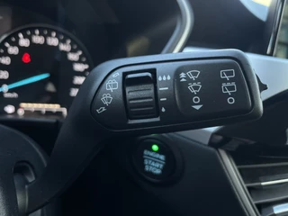 Ford Kuga Plug-in Hybrid | Navigatie | Stoelverwarming - afbeelding nr 24