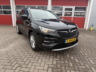 Opel Grandland X 1.2 Turbo 131 PK | Business Executive |