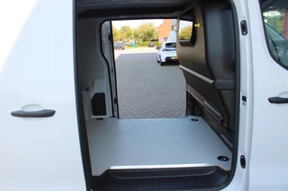 Peugeot e-Expert Peugeot e-Expert LONG (L3) 136PK 75 kWh 3-FASE | SCHUIFDEUREN LINKS EN RECHTS | NAVIGATIE 10