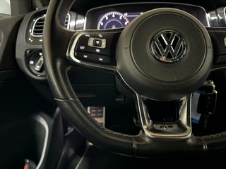 Volkswagen Golf Volkswagen Golf 1.5 TSI 2x R-Line Virtual CarPlay ACC NAP - afbeelding nr 29