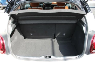 Citroën C3 Citroen C3 1.2 PureTech S&S Shine, Stoel verwarming, Pdc + camera, App connect, Cruise, Half leder, Donkerglas, Clima, Navi. - afbeelding nr 33