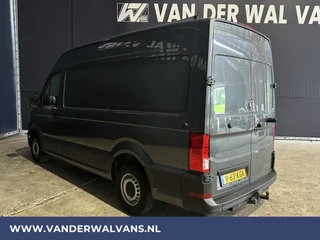 Volkswagen Crafter Volkswagen Crafter 2.0 TDI L3H3 L2H2 Euro6 Airco | Trekhaak | Parkeersensoren Bijrijdersbank - afbeelding nr 2
