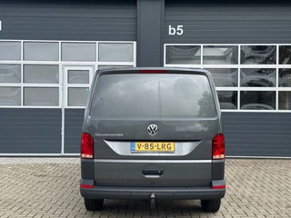 Volkswagen Transporter Volkswagen Transporter 2.0 TDI 150PK Automaat L1H1 T6.1 GB / Dealeronderhouden / Navi / Trekhaak / Airco - afbeelding nr 7