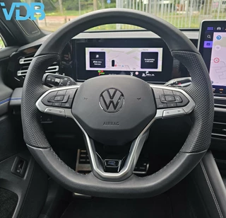 Volkswagen Tiguan Volkswagen Tiguan 1.5 eTSI R-Line BLACKSTYLE DELFIN PANO 360 - afbeelding nr 29