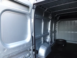 Peugeot Boxer Peugeot Boxer 330 2.0 BlueHDI L2H2 Premium Pack 3 zits airco 67398 km !!!!!!! - afbeelding nr 24