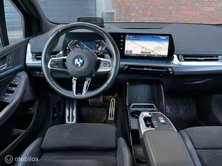BMW 2 Serie BMW 2-serie Active Tourer 220i M-PAKKET - afbeelding nr 13