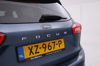 Ford Focus Ford Focus Wagon 1.5 EcoBlue Titanium Business Airco, Navigatie, Cruise Control, Apple Carplay - afbeelding nr 9