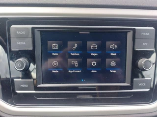 Volkswagen T-Roc Volkswagen T-Roc Cabrio 1.0 TSI Style Carplay/Audio/Navigatie, parkcontrol, adap.Cruise, windscherm,stoelverwarming, - afbeelding nr 17