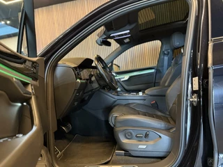 Volkswagen Touareg Volkswagen Touareg 3.0 TSi 4MOTION R PANO 360 462pk - afbeelding nr 26