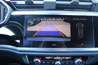 Audi Q3 Audi Q3 Sportback 35 TFSI 150PK S-TRONIC 7 S EDITION * NIEUWSTAAT * | S-LINE EXTERIEUR | S-LINE INTERIEUR | AUDI VIRTUAL COCKPIT | PANORAMISCH SCHUIF / KANTELDAK | NAVIGATIE | TWIN LEDEREN BEKLEDING ZWART MET ROTSGRIJS STIKSEL | VOORSTOELEN VERWARMBAAR | ACHTERUITRIJCAMERA | PARKEERSENSOREN VOOR / ACHTER | DODEHOEK DETECTIE |  ALARM SYSTEEM | FULL LED KOPLAMPEN INCLUSIEF LED ACHTERLICHTEN | ZWARTE HEMELBEKLEDING | AUDI SOUND SYSTEM | AMBIENTE VERLICHTING | 18