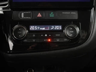 Mitsubishi Outlander Mitsubishi Outlander 2.0 Executive Edition 7-persoons | Automaat |  Full LED | Camera | MirrorLink | Climate control | Cruise control - afbeelding nr 12