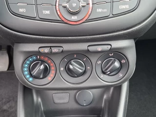 Opel Corsa Opel Corsa 1.4 Edition / AIRCO / NETTE AUTO - afbeelding nr 11