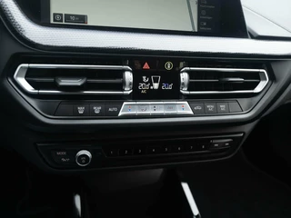 BMW 1 Serie BMW 1-serie 118i Automaat 140pk Executive Sport Edition | Carplay | Sportstoelen | Full LED - afbeelding nr 7