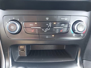 Ford Focus Ford Focus Wagon 1.0 EcoBoost Trend Automaat,airco,cruise,navigatie,stoelverwarming, - afbeelding nr 17