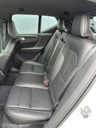 Volvo XC40 Volvo XC40 2.0 T4 AWD R-Design 191 Pk Applecarplay Parelmoer - afbeelding nr 34