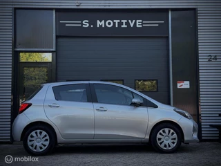 Toyota Yaris Toyota Yaris 1.0 VVT-i Airco | Navigatie | Bluetooth |Camera - afbeelding nr 8