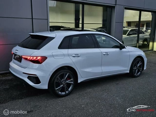 Audi A3 Audi A3 Sportback 45 TFSI e 3x S-Line Competition Pano/RS seats/Massage - afbeelding nr 2