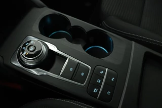 Ford Focus Ford Focus 1.0 EcoBoost Titanium | Stoel & stuurverwarming |  Trekhaak | Adaptive cruise | B&O Sound | Full LED | Camera | Side Assist | Carplay | Navigatie | Keyless - afbeelding nr 21