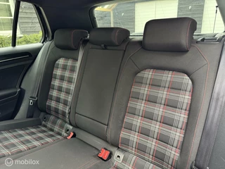 Volkswagen Golf Volkswagen Golf 2.0 TSI GTI Performance Automaat - afbeelding nr 10