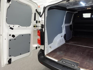 Toyota ProAce Toyota PROACE 122pk Automaat L3H1 Long 2x Schuifdeur Trekhaak Cruise control Apple Carplay/ Android auto Camera Parkeersensoren - afbeelding nr 9