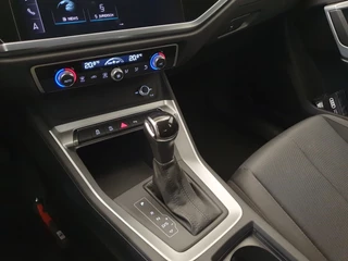 Audi Q3 Audi Q3 35 TFSI 150pk Advanced S-Tronic Wegklapbare trekhaak, App connect - afbeelding nr 9