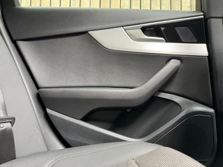 Audi A4 Audi A4 Avant 35 TFSI S edition Automaat | Panoramadak | LED | Sportstoelen | Stoelverwarming | Extra getint glas | 20 inch lichtmetalen velgen | Apple CarPlay | Climate control | Parkeersensoren voor en achter - afbeelding nr 40