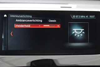BMW X1 BMW X1 sDrive20i M Sport | Leder | Head-Up |  Stoelverwarming | Camera | Full LED | Sportstoelen | Navigatie | Park Assist | DAB - afbeelding nr 19