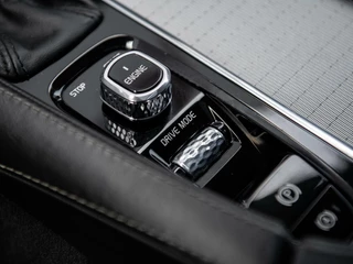 Volvo XC90 Volvo XC90 2.0 D5 225PK AWD Inscription Grijs Kenteken Leder Panorama B&O HUD Trekhaak Luchtvering 360 Camera - afbeelding nr 46