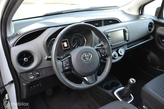 Toyota Yaris Toyota Yaris 1.0 VVT-i Comfort|72.782km|Laneassist|2020 - afbeelding nr 17