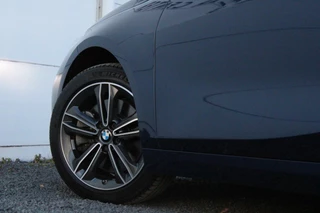 BMW 1 Serie BMW 1-serie 120i Business Edition Plus HEAD-UP LEDER KEYLESS - afbeelding nr 6