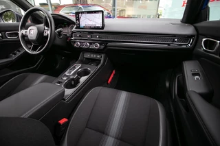 Honda Civic Honda Civic 2.0 e:HEV Sport Automaat -All in rijklrprijs | Honda Sensing | Apple cp/Android a. - afbeelding nr 4