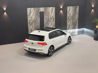 Volkswagen Golf Volkswagen Golf GTE 1.4 eHyb|PANO|HUD|IQ|SFEER|BOMVOL - afbeelding nr 8