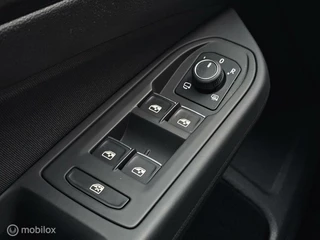 Volkswagen Golf Volkswagen Golf 2.0 TSI GTI Panorama/IQ Light/H&K/Keyless/Camera - afbeelding nr 24