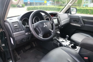 Mitsubishi Pajero Mitsubishi Pajero 3.2 DI-D 4X4|AUTOMAAT|TREKHAAK|NAVIGATIE| - afbeelding nr 10