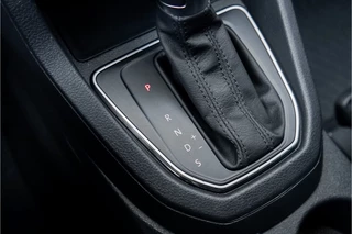 Volkswagen Caddy ACC PDC CarPlay 17