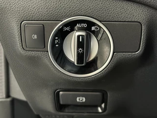 Mercedes-Benz GLA Mercedes-Benz GLA-klasse 180 Business Solution Limited l Leder l Cruise l DAB l LED - afbeelding nr 14