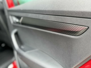 Škoda Karoq Skoda Karoq 1.5 TSI Sportline Automaat | Stoelverwarming | Apple CarPlay | LED verlichting | Trekhaak uitklapbaar | Adaptieve cruise control | Dode hoek detectie | Voorruitverwarming | Parkeersensoren voor en achter | Achteruitrijcamera - afbeelding nr 58
