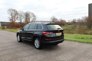 Škoda Kodiaq Skoda Kodiaq 1.5 TSI Business Edition panodak deels leder adaptive cruise stoelverwarming trekhaak camera carplay android navigatie dab - afbeelding nr 4