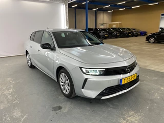 Opel Astra Opel Astra Sports Tourer 1.2 Turbo - afbeelding nr 2